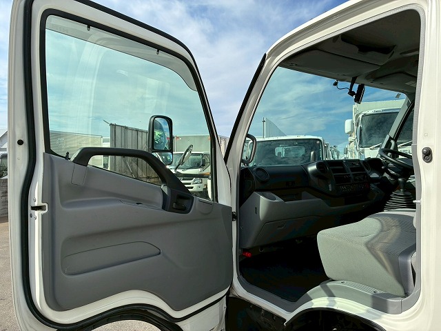 超ロングラッシング6速MTマニュアル3.5t8t|中古トラックの販売・買取・査定のアイナビ