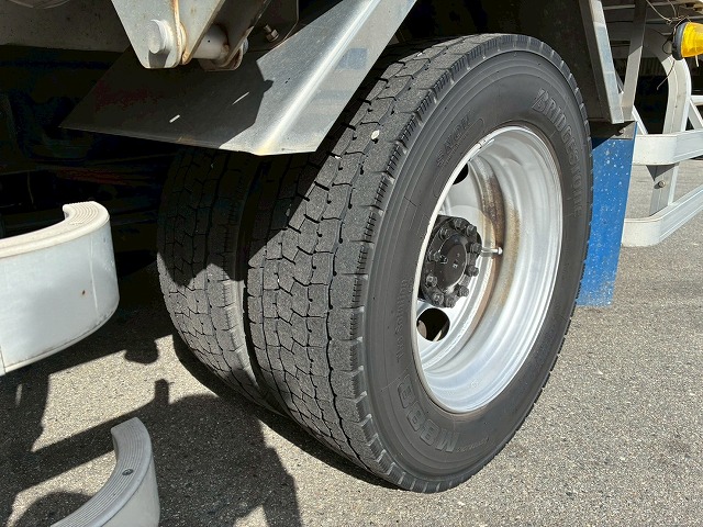 超ロングラッシング6速MTマニュアル3.5t8t|中古トラックの販売・買取・査定のアイナビ