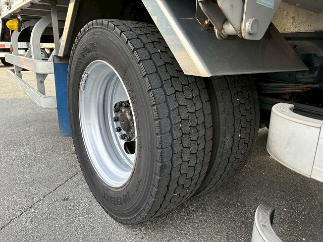 超ロングラッシング6速MTマニュアル3.5t8t|中古トラックの販売・買取・査定のアイナビ