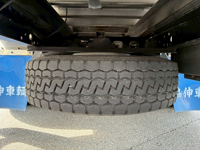 超ロングラッシング6速MTマニュアル3.5t8t|中古トラックの販売・買取・査定のアイナビ