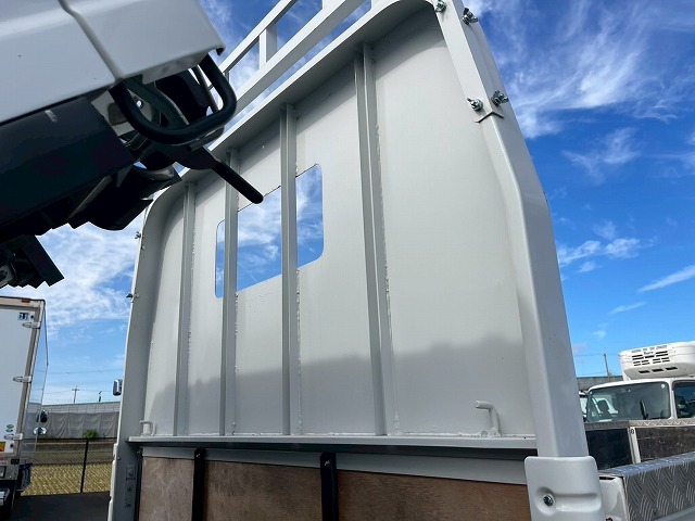 保証対象車両グレード2トン積載6速MTマニュアル2t5t|中古トラックの販売・買取・査定のアイナビ