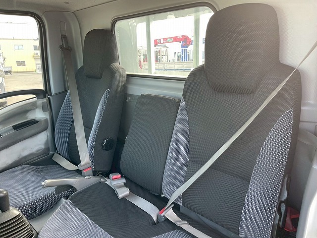 保証対象車両グレード2トン積載6速MTマニュアル2t5t|中古トラックの販売・買取・査定のアイナビ