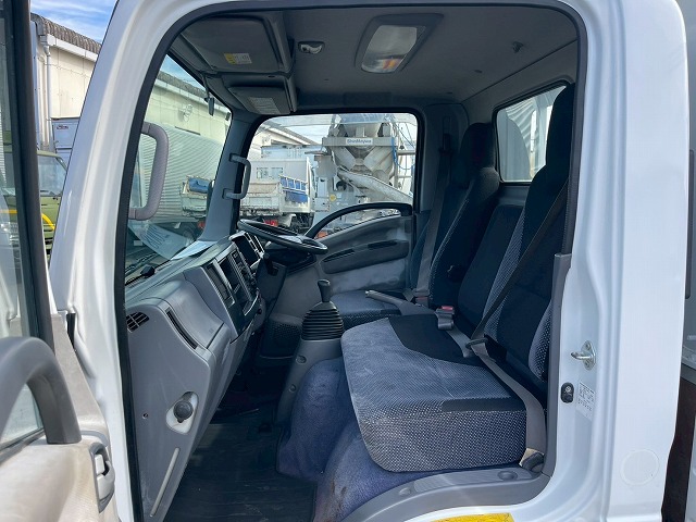 保証対象車両グレード2トン積載6速MTマニュアル2t5t|中古トラックの販売・買取・査定のアイナビ