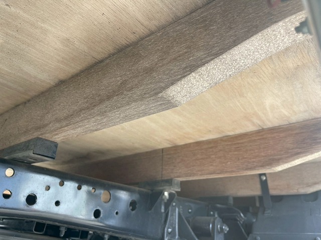 保証対象車両グレード2トン積載6速MTマニュアル2t5t|中古トラックの販売・買取・査定のアイナビ