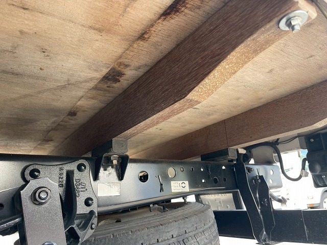 保証対象車両グレード2トン積載6速MTマニュアル2t5t|中古トラックの販売・買取・査定のアイナビ