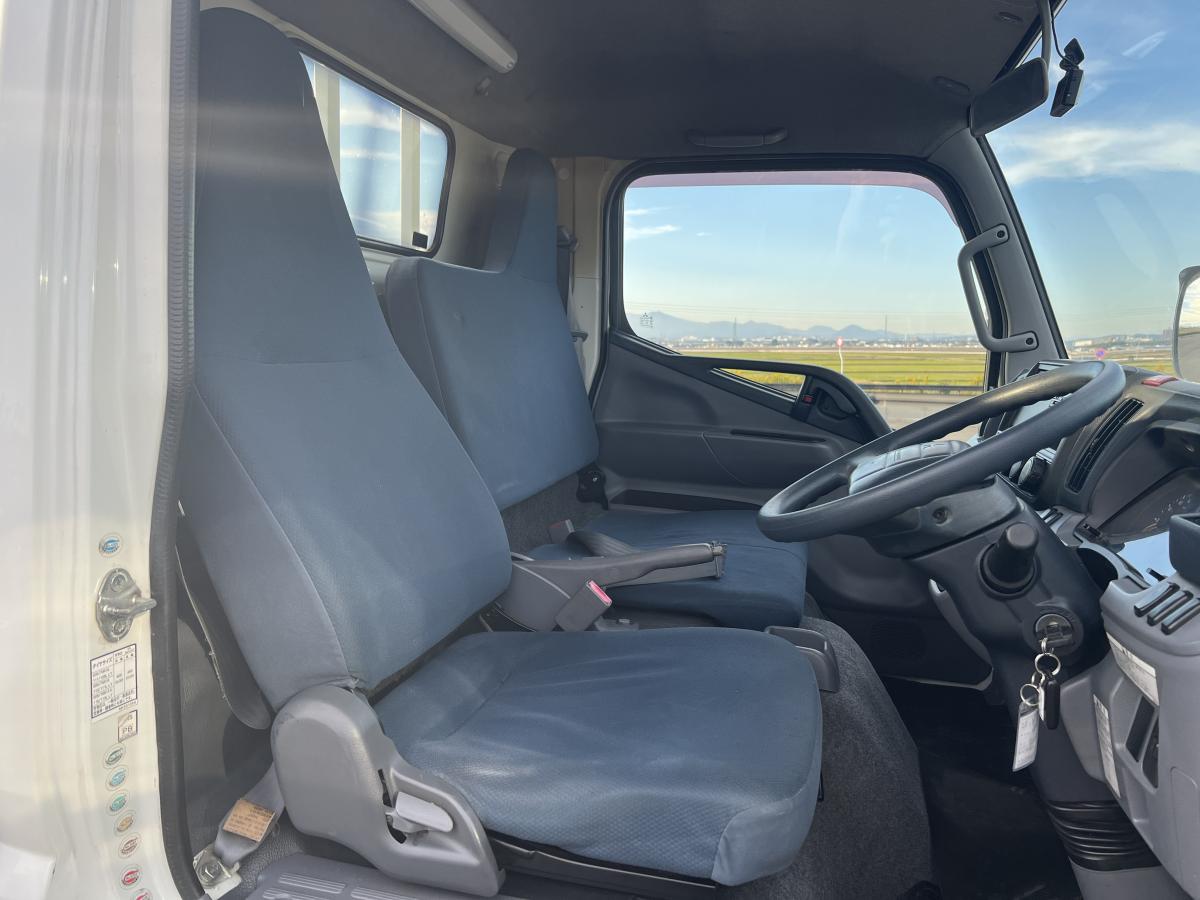 平成24年キャンター標準ロング平ボディー5t未満準中型|中古トラックの販売・買取・査定のアイナビ