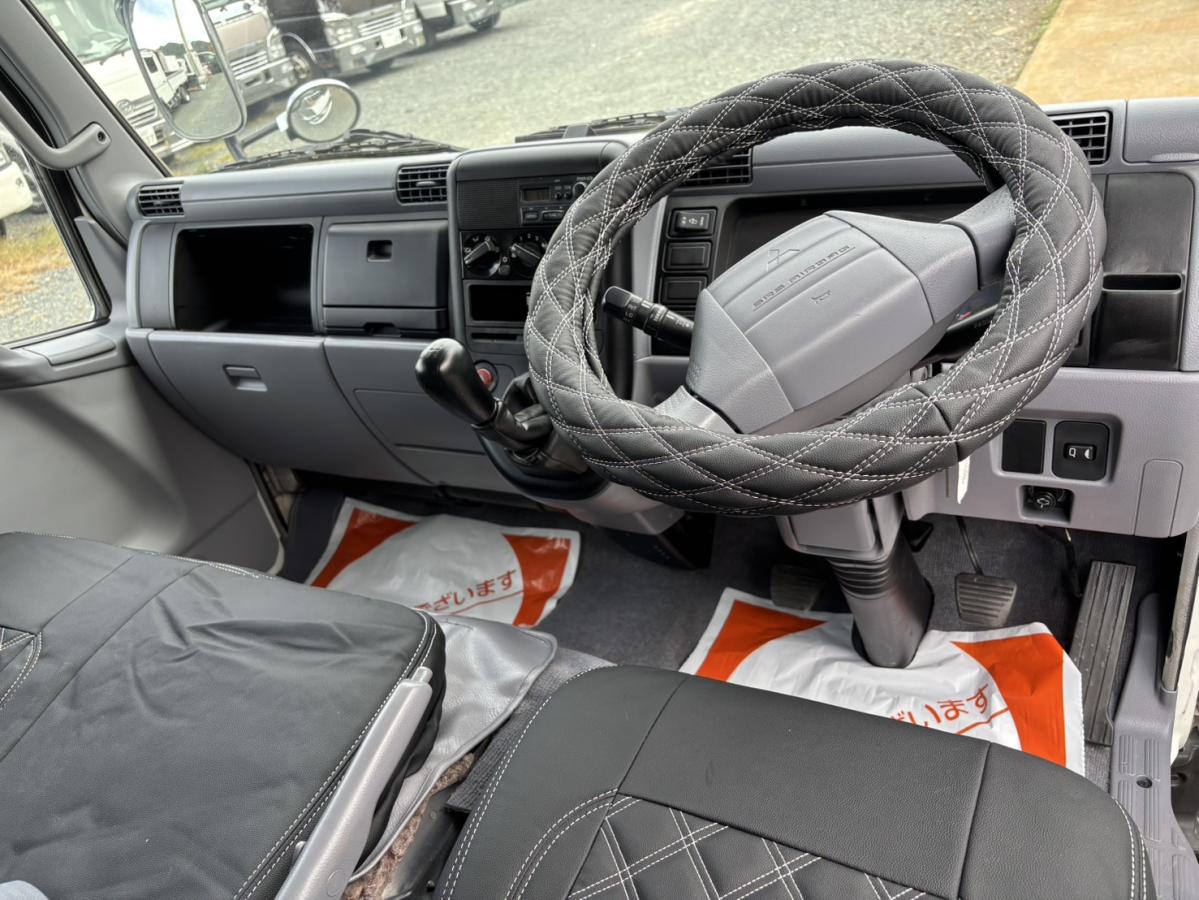 キャンターWキャブ 低床 1.7t メッキパーツ多数|中古トラックの販売・買取・査定のアイナビ