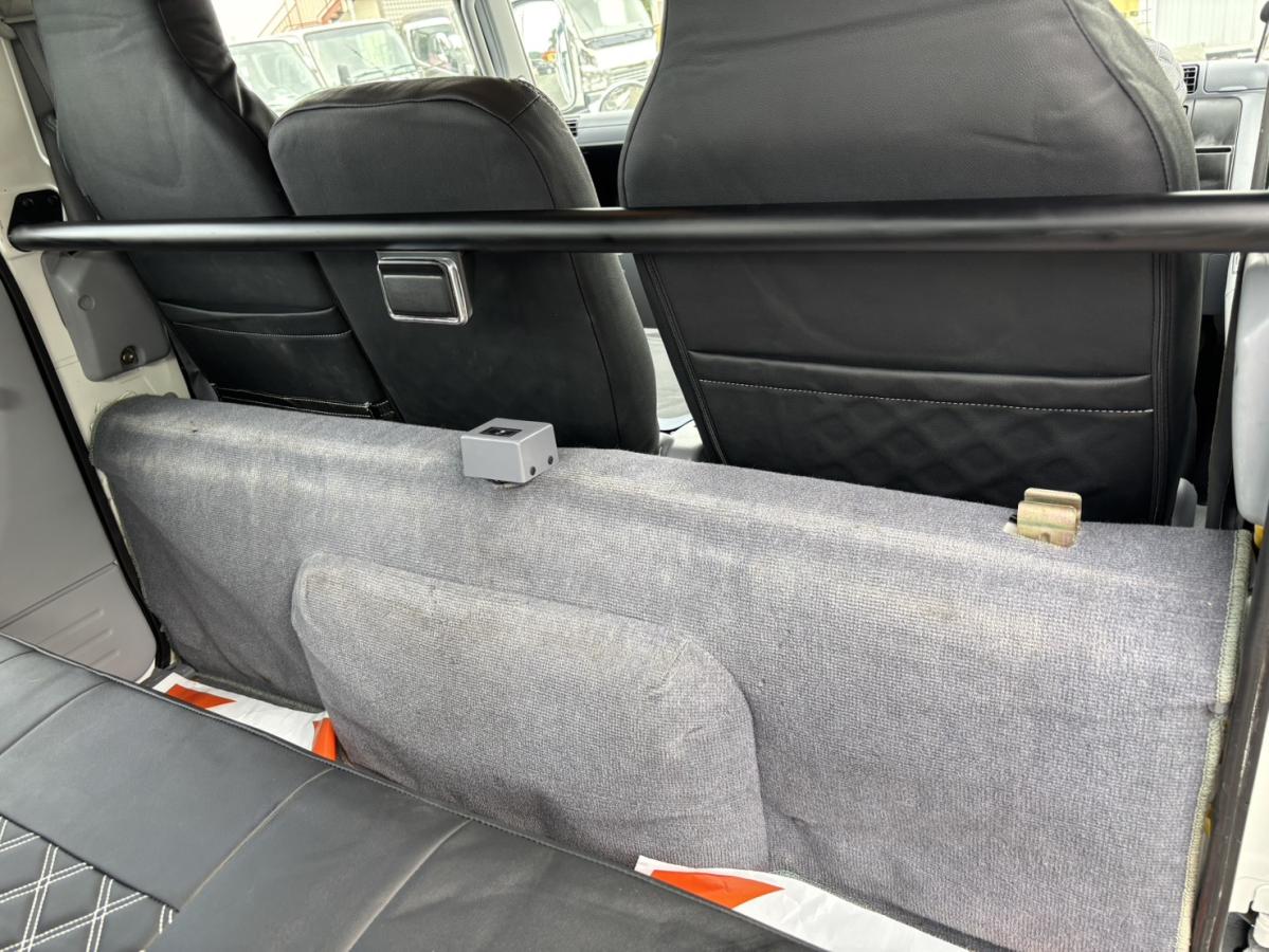 キャンターWキャブ 低床 1.7t メッキパーツ多数|中古トラックの販売・買取・査定のアイナビ