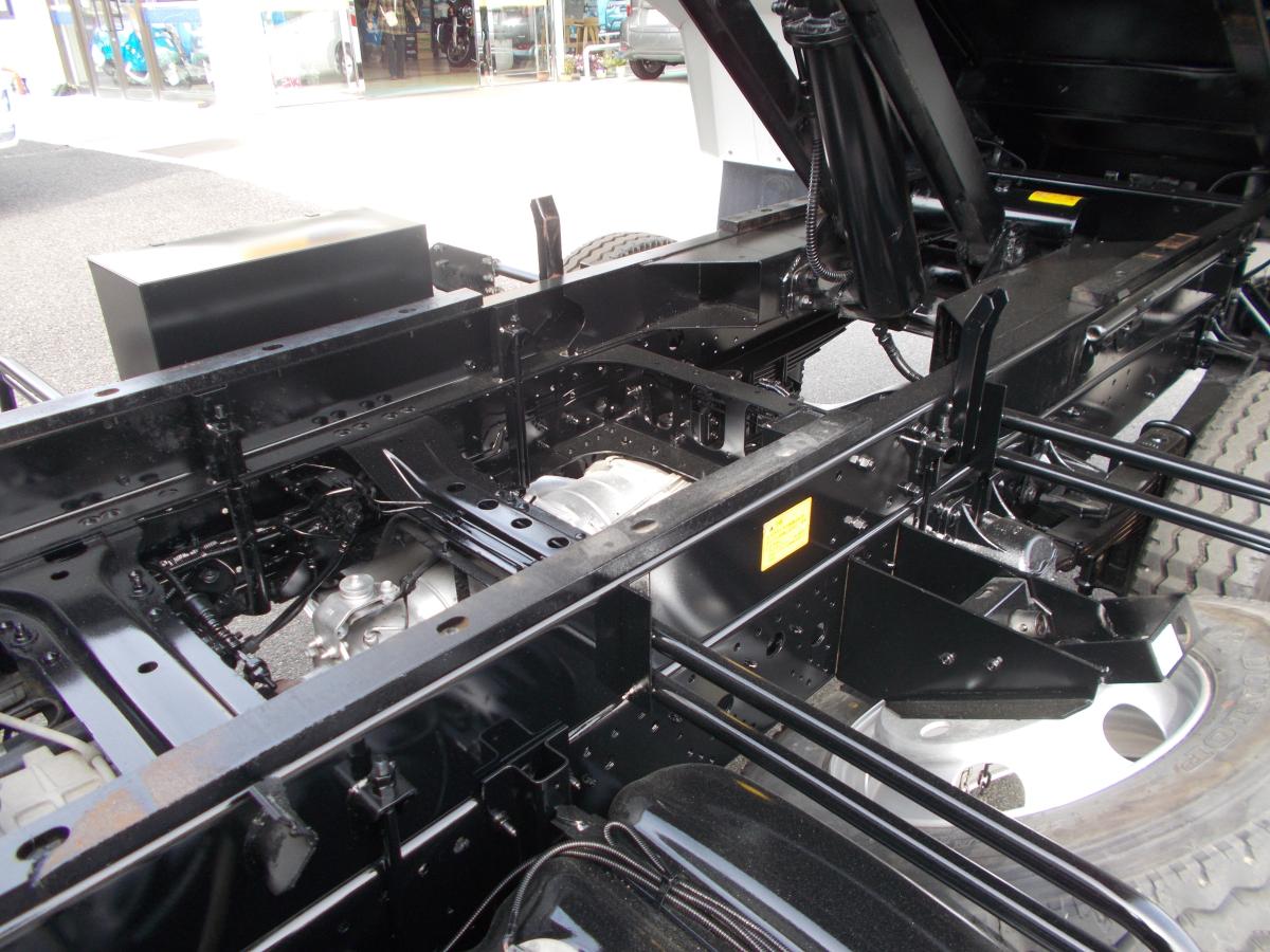 H26年式 フォワードダンプ|中古トラックの販売・買取・査定のアイナビ