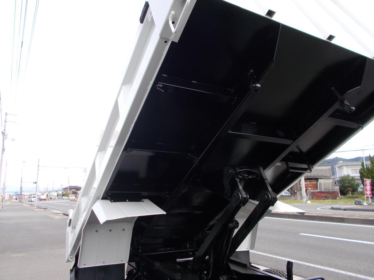 H26年式 フォワードダンプ|中古トラックの販売・買取・査定のアイナビ