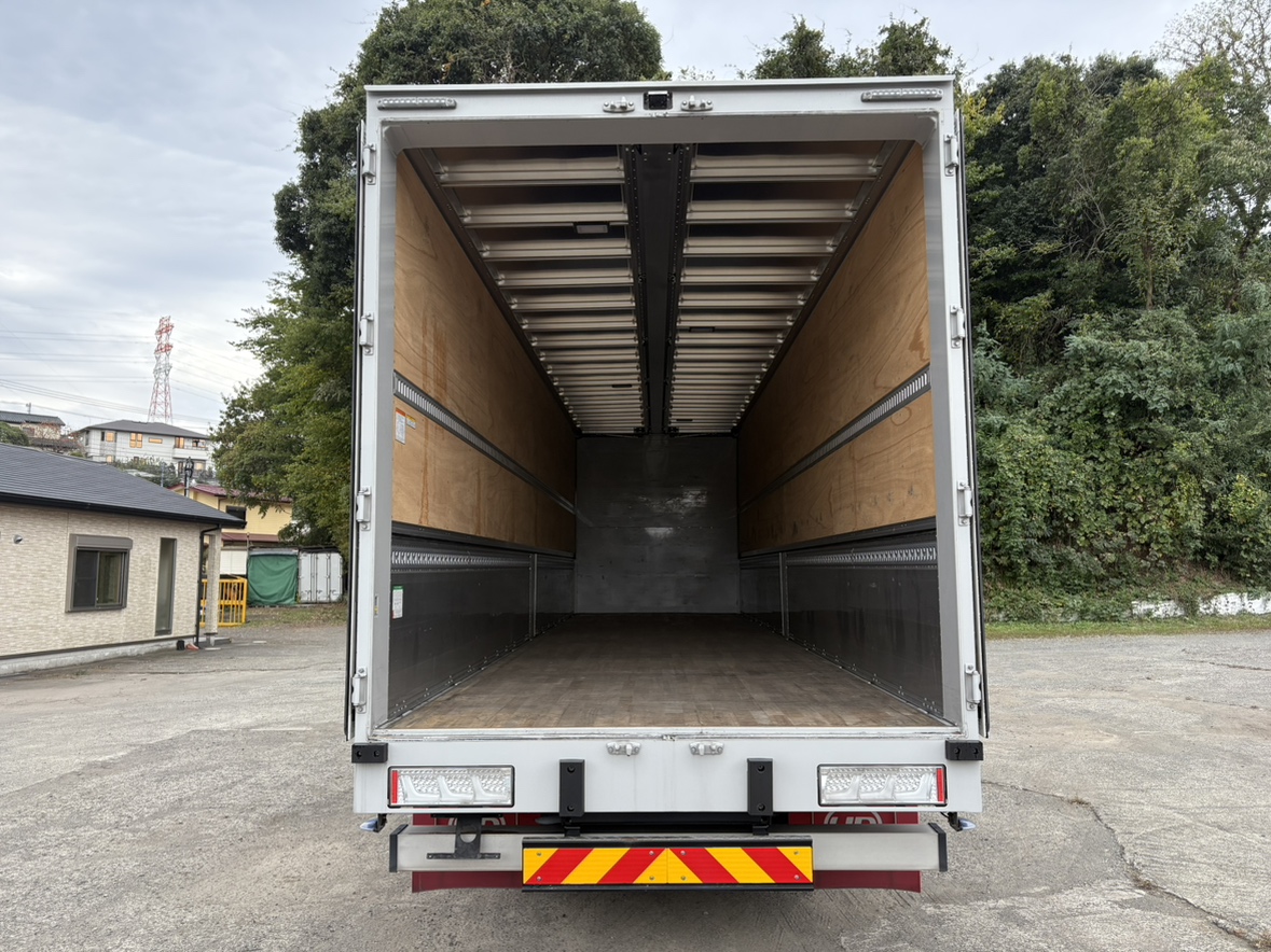 R5年式ショートキャブアルミウイング車検付き|中古トラックの販売・買取・査定のアイナビ