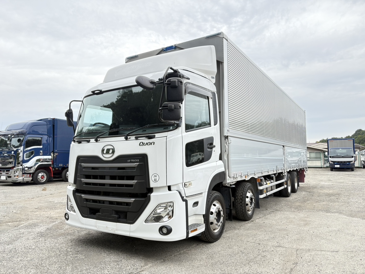 R5年式ショートキャブアルミウイング車検付き|中古トラックの販売・買取・査定のアイナビ