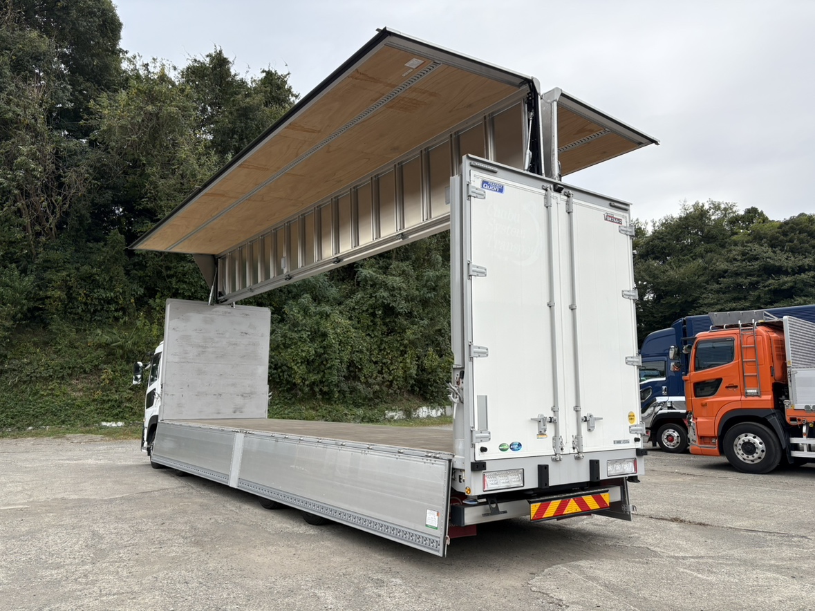 R5年式ショートキャブアルミウイング車検付き|中古トラックの販売・買取・査定のアイナビ