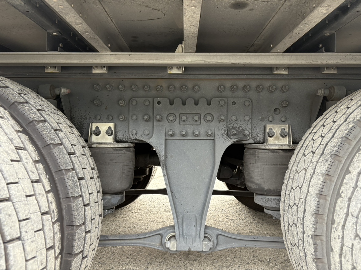 R5年式ショートキャブアルミウイング車検付き|中古トラックの販売・買取・査定のアイナビ