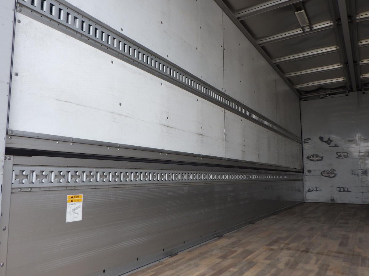 72ワイド 後輪エアサス 積載2.45t ボデー内高2,530|中古トラックの販売・買取・査定のアイナビ