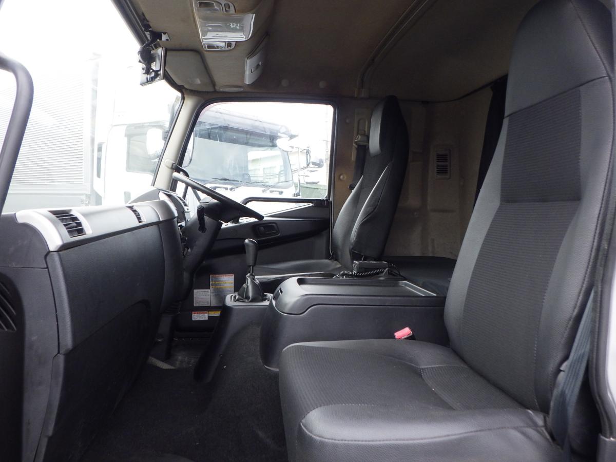 72ワイド 後輪エアサス 積載2.45t ボデー内高2,530|中古トラックの販売・買取・査定のアイナビ