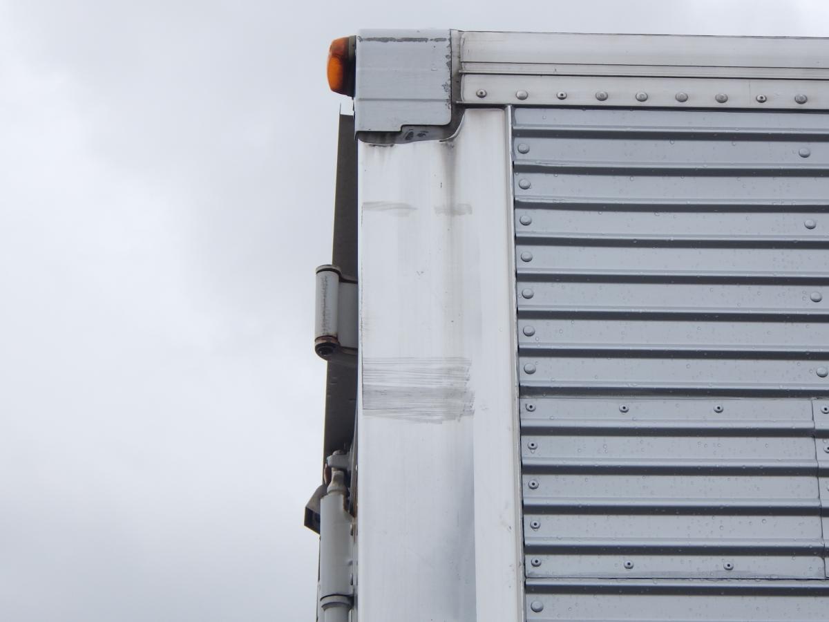 72ワイド 後輪エアサス 積載2.45t ボデー内高2,530|中古トラックの販売・買取・査定のアイナビ