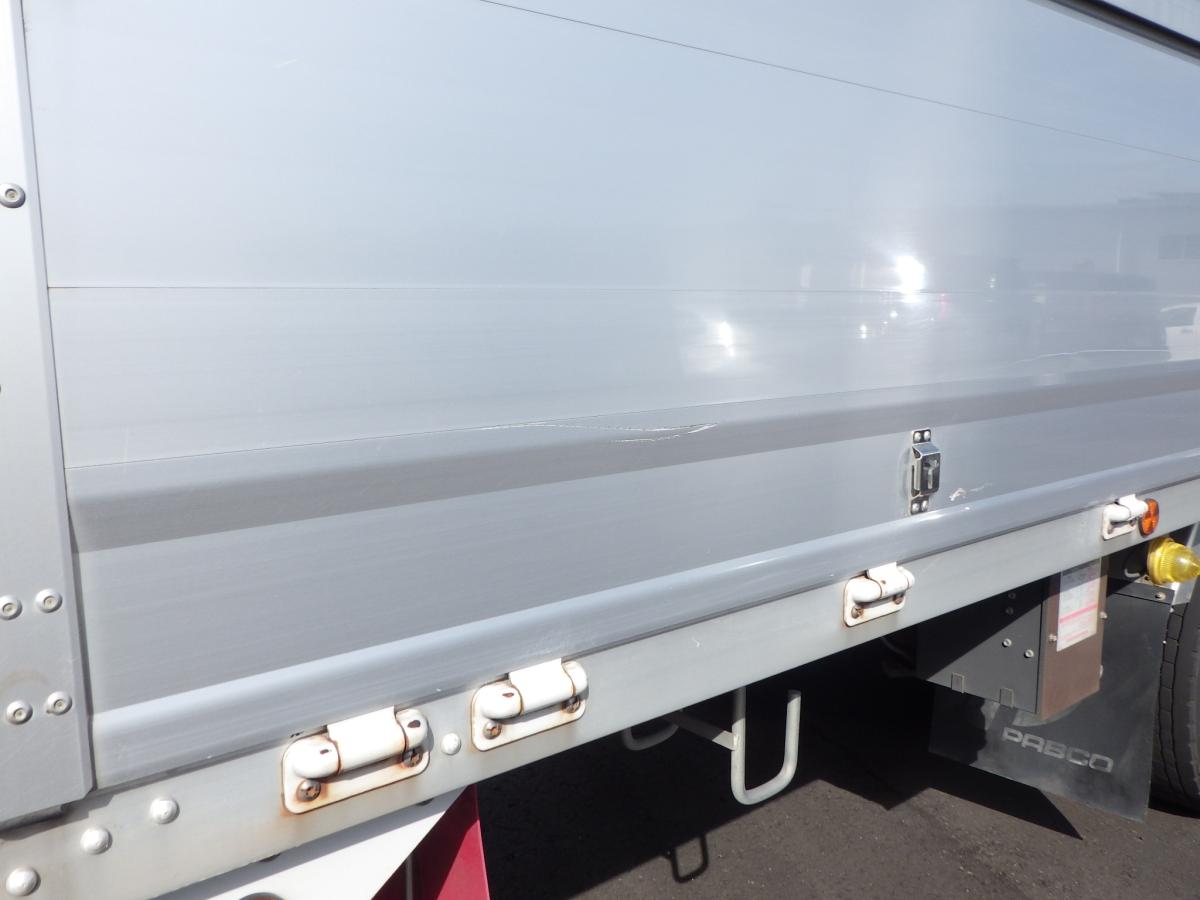 72ワイド 後輪エアサス 積載2.45t ボデー内高2,530|中古トラックの販売・買取・査定のアイナビ