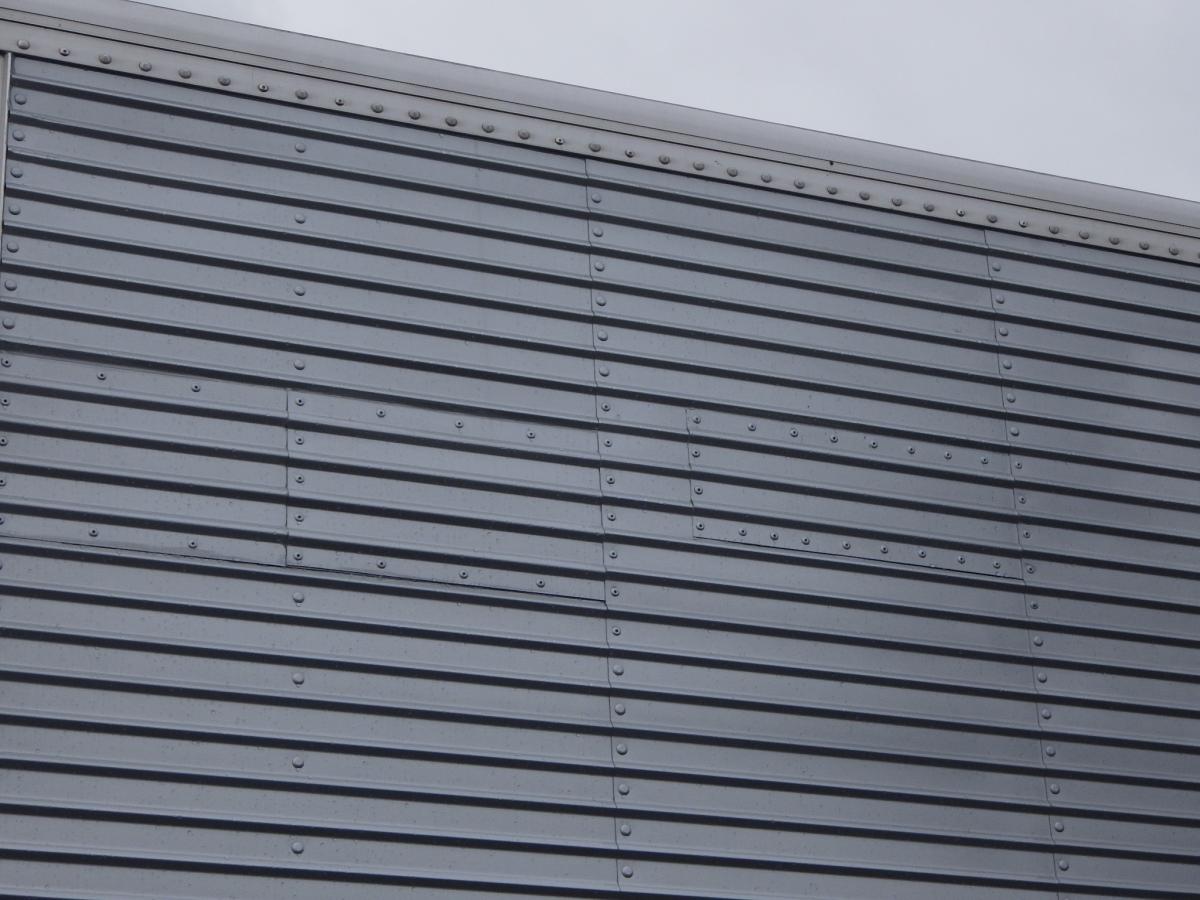 72ワイド 後輪エアサス 積載2.45t ボデー内高2,530|中古トラックの販売・買取・査定のアイナビ