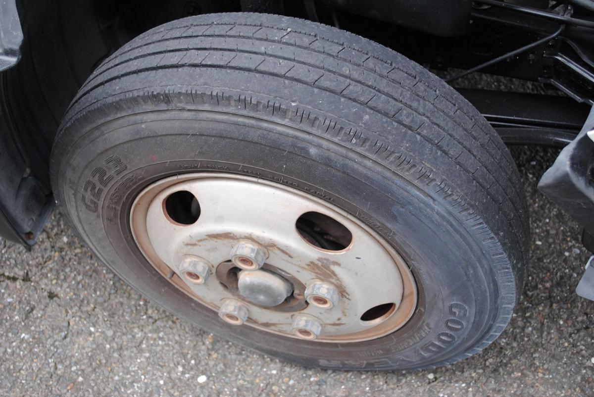 H15ダイナ ダンプ 積載3t|中古トラックの販売・買取・査定のアイナビ