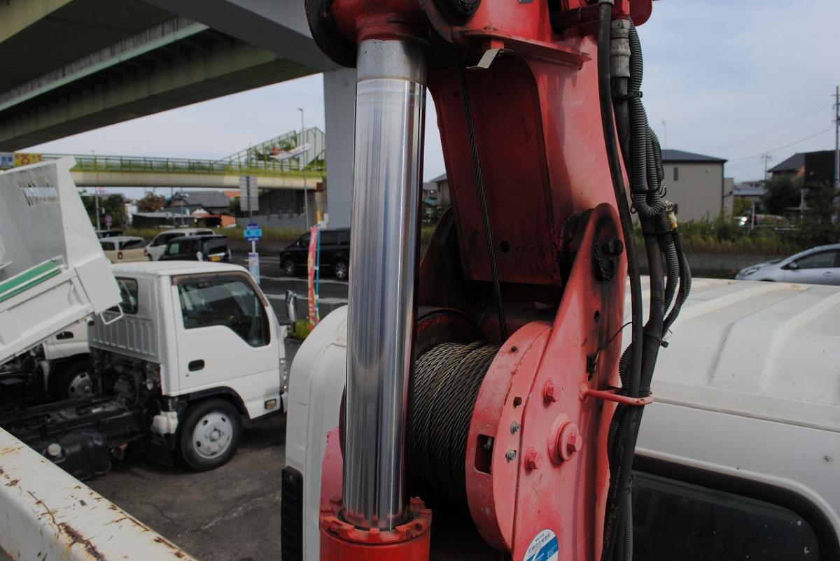 H28 エルフ 3段クレーン ラジコン 積載2.85t 標準|中古トラックの販売・買取・査定のアイナビ