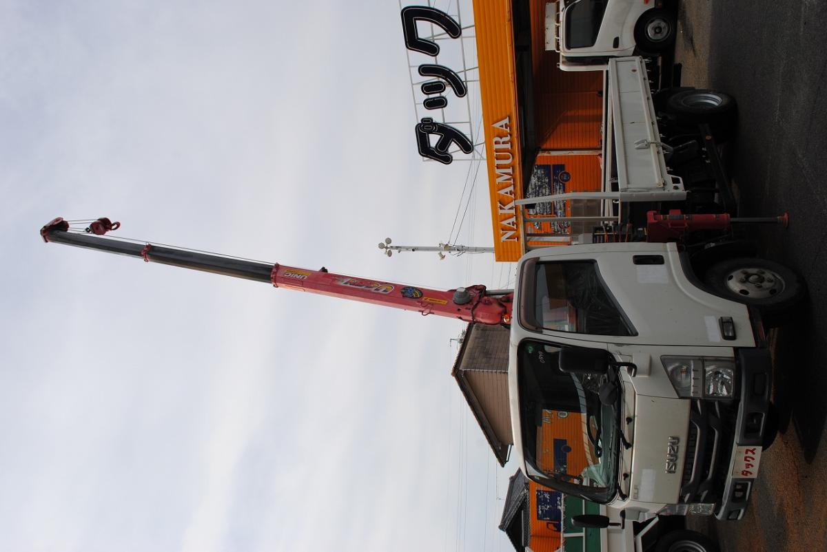 H28 エルフ 3段クレーン ラジコン 積載2.85t 標準|中古トラックの販売・買取・査定のアイナビ