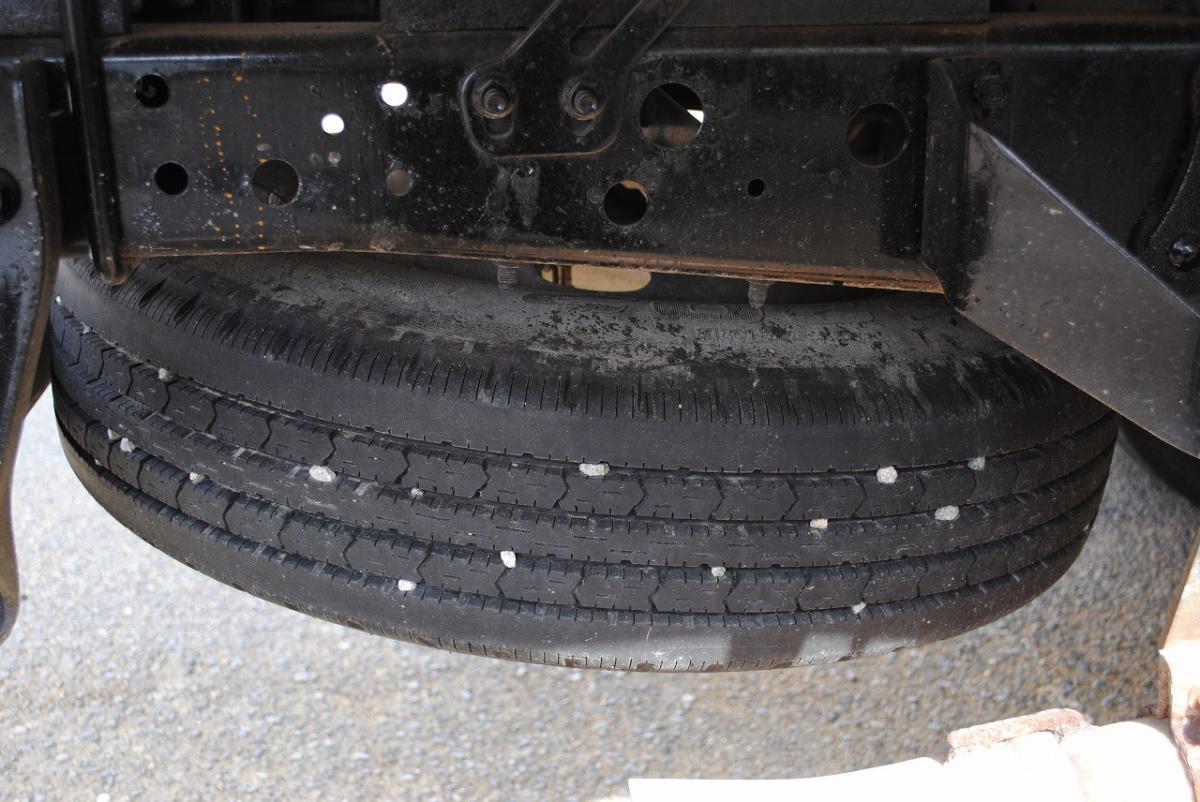 H28 エルフ 3段クレーン ラジコン 積載2.85t 標準|中古トラックの販売・買取・査定のアイナビ