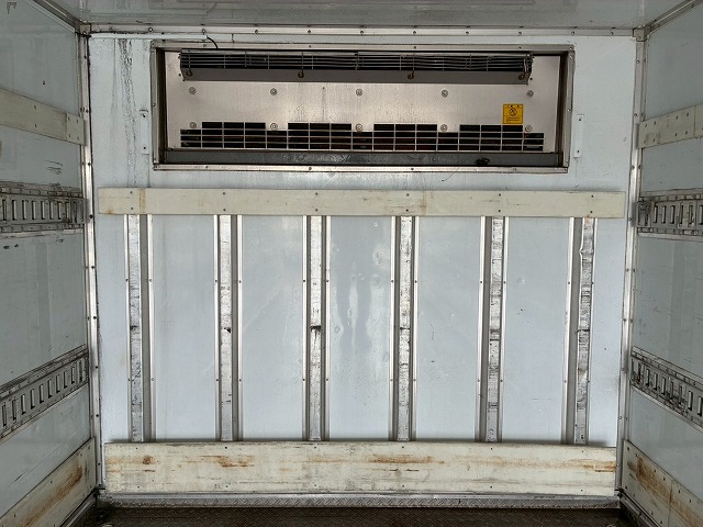 東プレR404Aフルキャブ左サイド扉6速MTマニュアル4t8t|中古トラックの販売・買取・査定のアイナビ