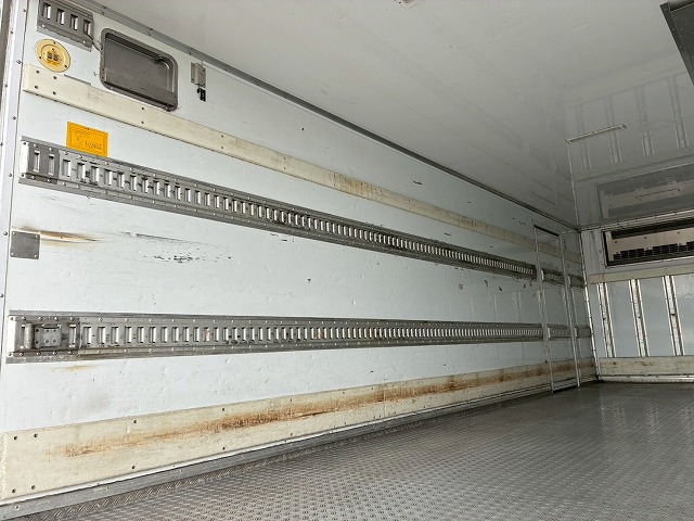 東プレR404Aフルキャブ左サイド扉6速MTマニュアル4t8t|中古トラックの販売・買取・査定のアイナビ