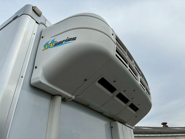 東プレR404Aフルキャブ左サイド扉6速MTマニュアル4t8t|中古トラックの販売・買取・査定のアイナビ