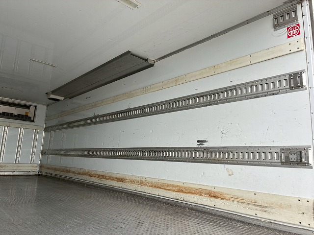 東プレR404Aフルキャブ左サイド扉6速MTマニュアル4t8t|中古トラックの販売・買取・査定のアイナビ