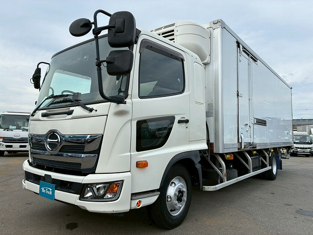 東プレR404Aフルキャブ左サイド扉6速MTマニュアル4t8t|中古トラックの販売・買取・査定のアイナビ