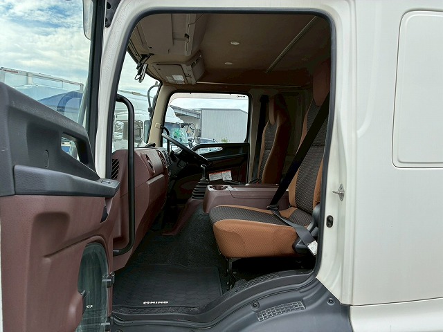 東プレR404Aフルキャブ左サイド扉6速MTマニュアル4t8t|中古トラックの販売・買取・査定のアイナビ