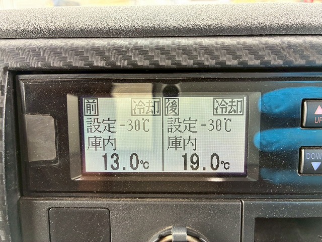 東プレR404Aフルキャブ左サイド扉6速MTマニュアル4t8t|中古トラックの販売・買取・査定のアイナビ