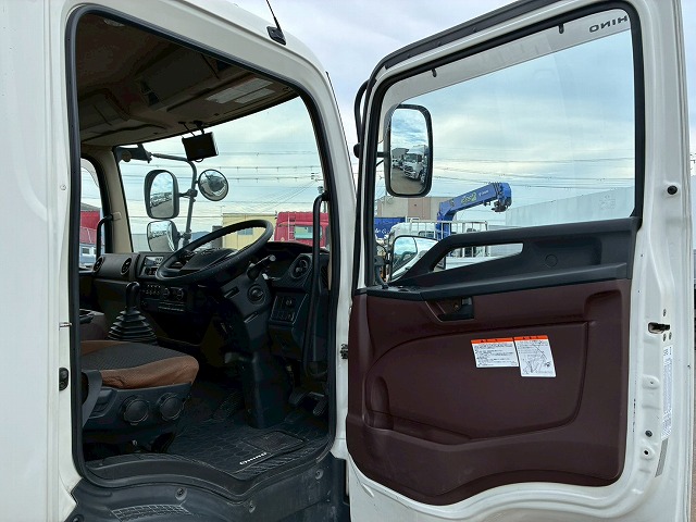 東プレR404Aフルキャブ左サイド扉6速MTマニュアル4t8t|中古トラックの販売・買取・査定のアイナビ