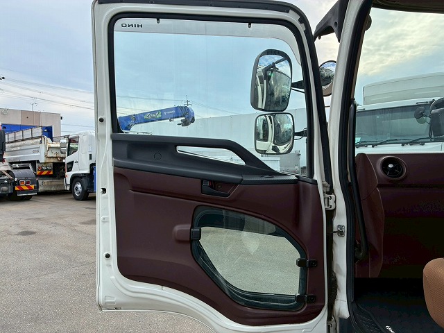 東プレR404Aフルキャブ左サイド扉6速MTマニュアル4t8t|中古トラックの販売・買取・査定のアイナビ