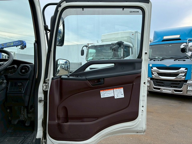 東プレR404Aフルキャブ左サイド扉6速MTマニュアル4t8t|中古トラックの販売・買取・査定のアイナビ