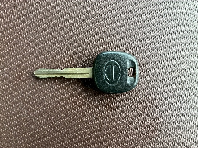 東プレR404Aフルキャブ左サイド扉6速MTマニュアル4t8t|中古トラックの販売・買取・査定のアイナビ