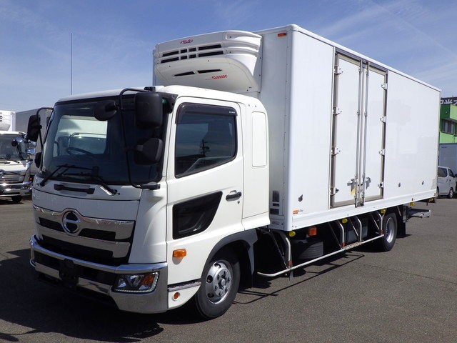 日野2KG-FD2ABG冷凍車4tワイドジョロダーレール格納ゲート|中古トラックの販売・買取・査定のアイナビ