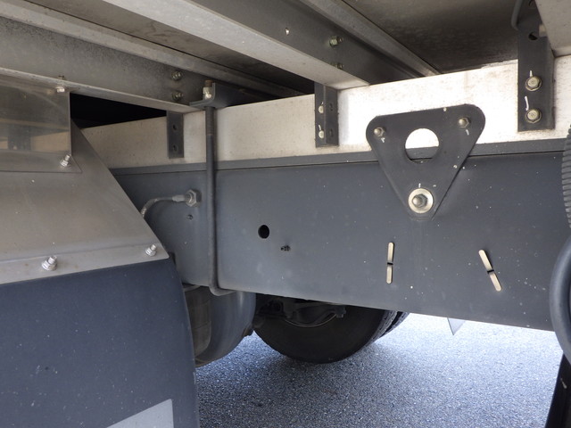 日野2KG-FD2ABG冷凍車4tワイドジョロダーレール格納ゲート|中古トラックの販売・買取・査定のアイナビ