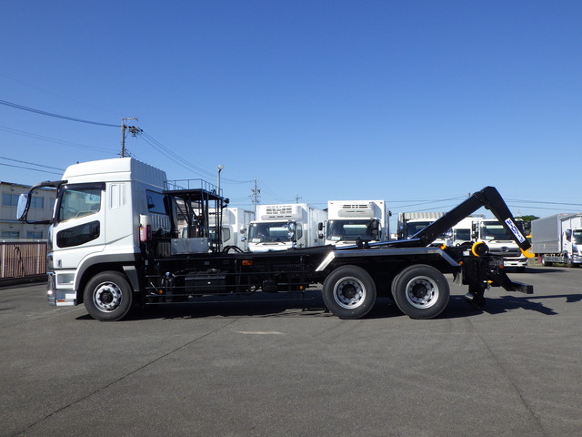 三菱2KG-FV70HYアームロール2デフ7MT最大積載:10800kg|中古トラックの販売・買取・査定のアイナビ