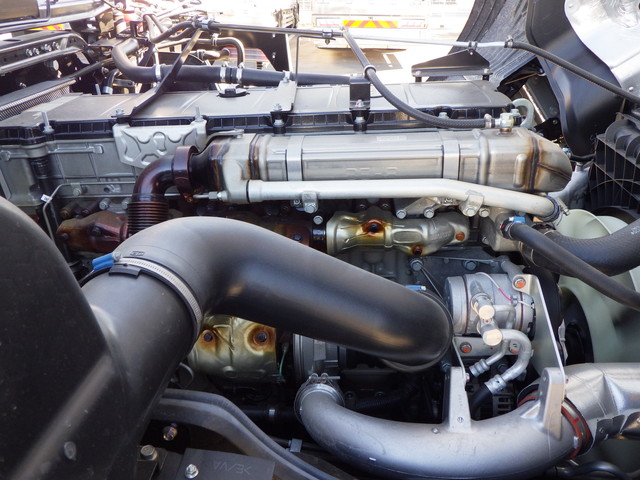 三菱2KG-FV70HYアームロール2デフ7MT最大積載:10800kg|中古トラックの販売・買取・査定のアイナビ