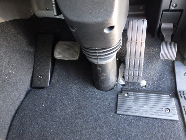 三菱2KG-FV70HYアームロール2デフ7MT最大積載:10800kg|中古トラックの販売・買取・査定のアイナビ