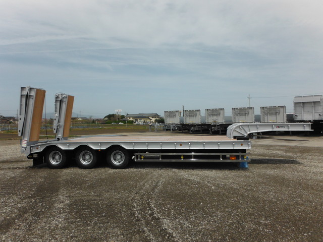 東邦TL36G1E3Sセミトレーラー重機運搬12輪2.99m|中古トラックの販売・買取・査定のアイナビ