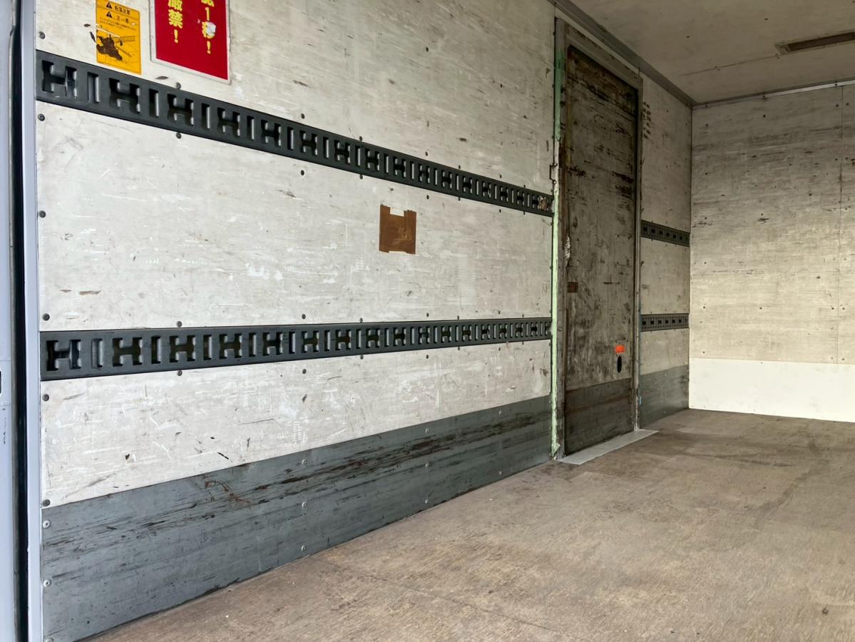 ☆H25 標準/ロング 跳ね上げパワーゲート ラッシング2段|中古トラックの販売・買取・査定のアイナビ