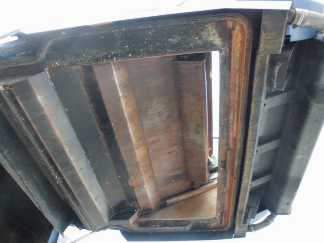 2Tパッカー車プレス式押出式塵芥車清掃車連続動作|中古トラックの販売・買取・査定のアイナビ