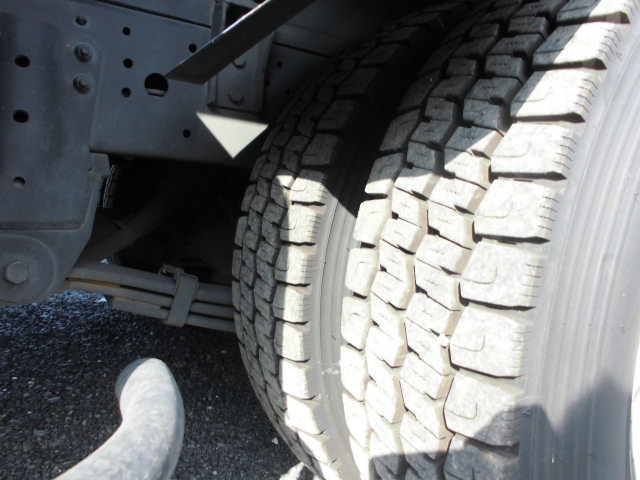 2Tパッカー車プレス式押出式塵芥車清掃車連続動作|中古トラックの販売・買取・査定のアイナビ