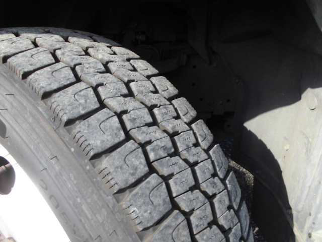 2Tパッカー車プレス式押出式塵芥車清掃車連続動作|中古トラックの販売・買取・査定のアイナビ