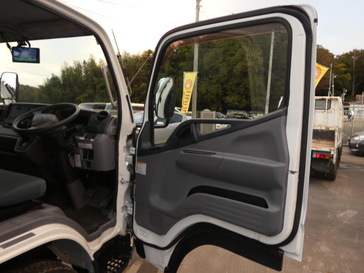 1・5トン アルミバン 4WD　251118|中古トラックの販売・買取・査定のアイナビ