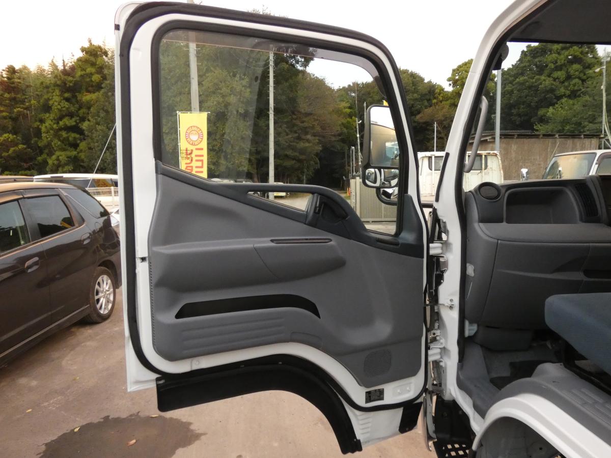 1・5トン アルミバン 4WD　251118|中古トラックの販売・買取・査定のアイナビ